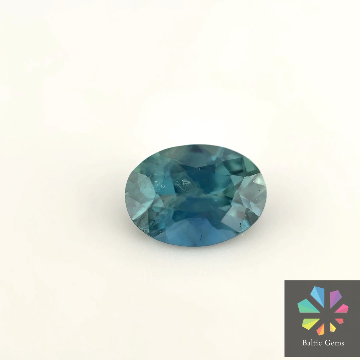 Teal Sapphire 1.0 ct