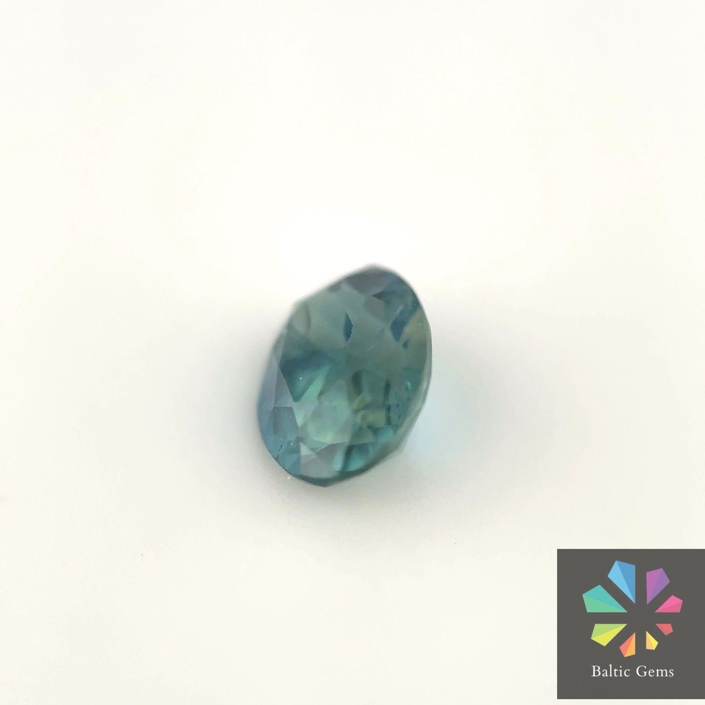 Teal Sapphire 1.0 ct