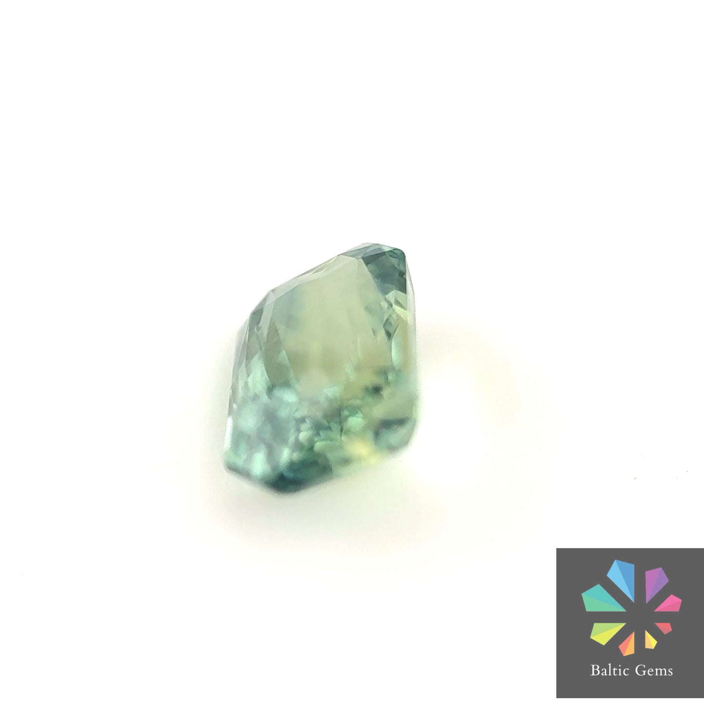 Green Sapphire 1.05 ct