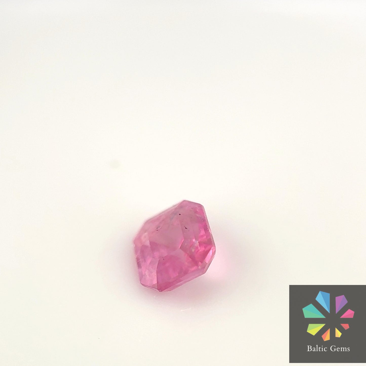 Pink Sapphire 0.83 ct
